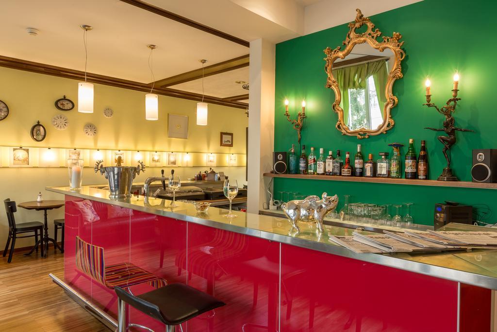 Hotel Ambassador Solothurn Bagian luar foto