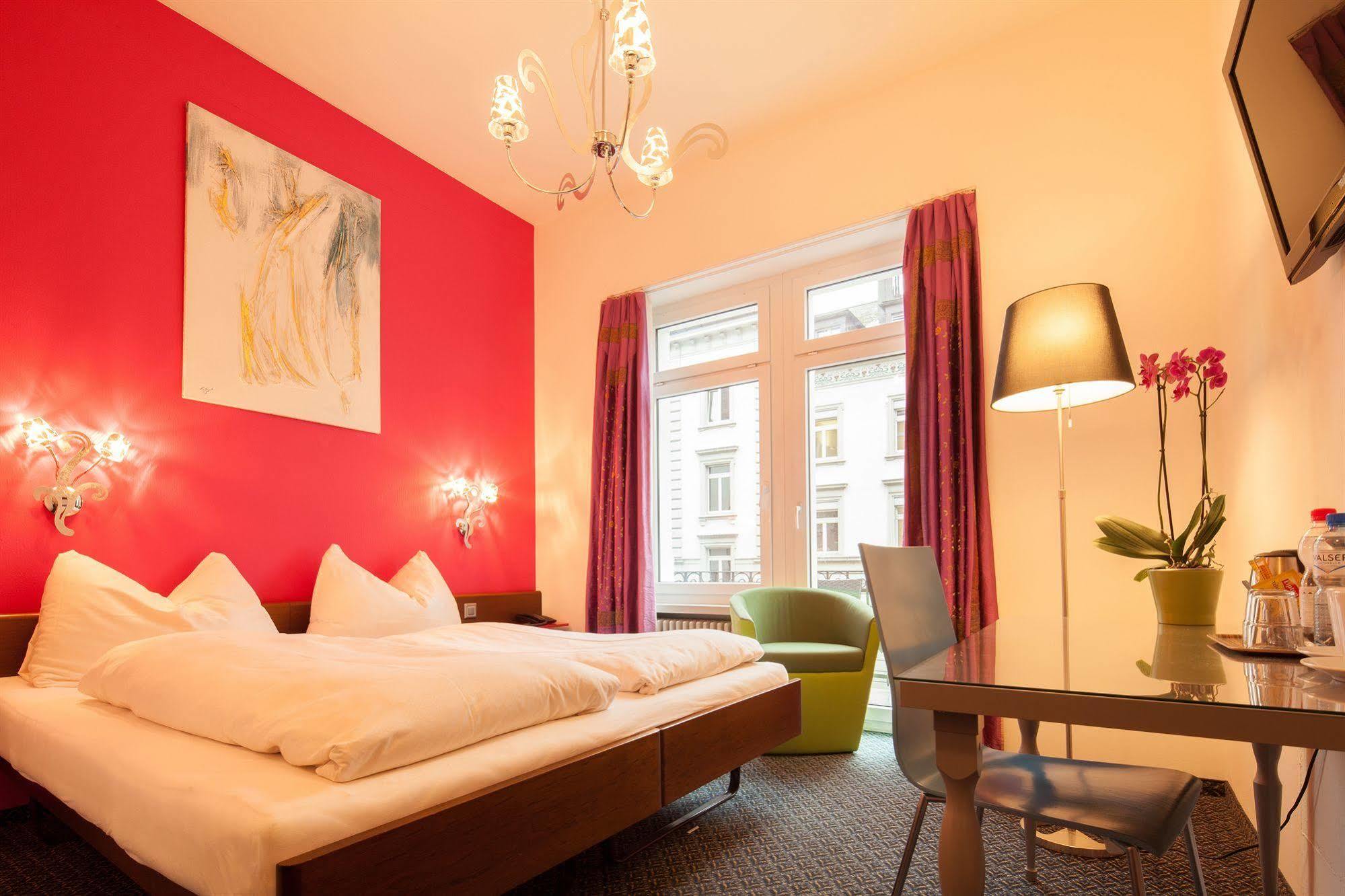 Hotel Ambassador Solothurn Bagian luar foto